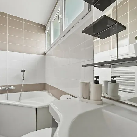 Daire T4, Ideal Famille Ou Amis, Parking *